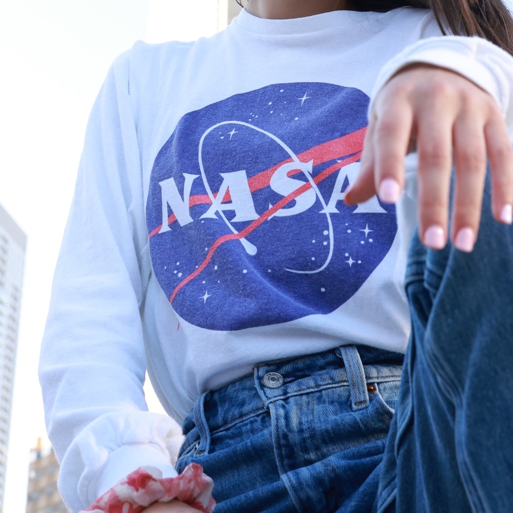 NASA Longsleeve crew neck size Small